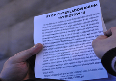 stop prześladowaniom patriotów