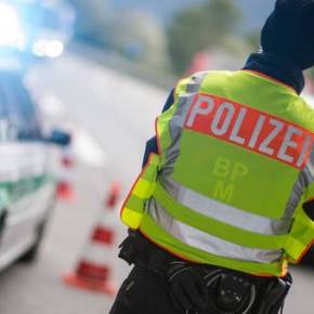 Niemcy: Dwukrotnie zwiększył się odsetek imigrantów wśród policjantów