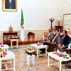 Algieria pośredniczy w rozmowach między Palestyńczykami