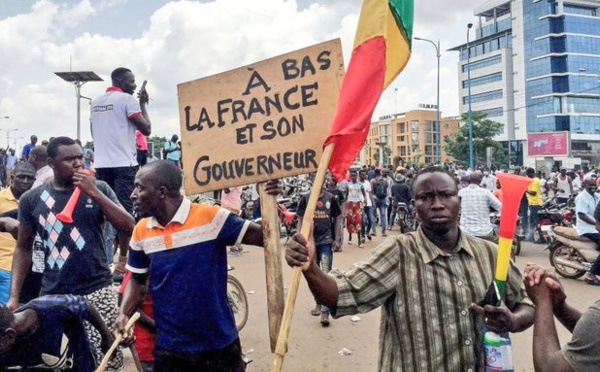 Tysiące Malijczyków na antyfrancuskich protestach