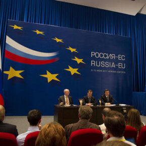 Komisja Europejska zamierza łagodzić sankcje wobec Rosji
