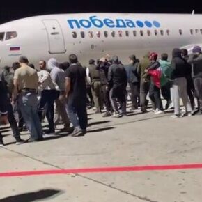 Na lotnisku i w hotelach w Dagestanie szukano obywateli Izraela