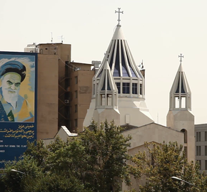 "Podążanie za Chrystusem pomoże światu". Iran składa życzenia