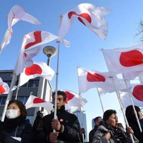 Japonia przywraca edukację patriotyczną