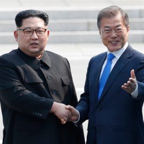 Historyczne spotkanie przywódców obu Korei