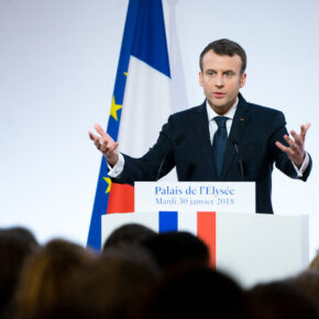 Macron nawołuje do wspierania francuskich producentów