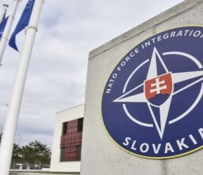 Słowacy przeciwko umowie z Amerykanami