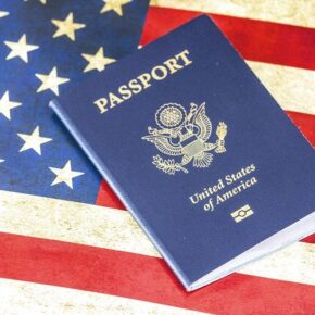 Ameryka wydała pierwszy paszport dla "trzeciej płci"