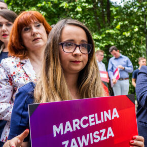 Posłanka Razem broni naruszenia statutu partii. W tle premie finansowe