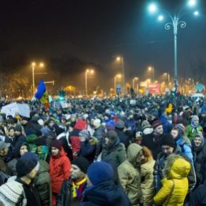 Rumunia: Protesty przeciwko częściowej depenalizacji korupcji